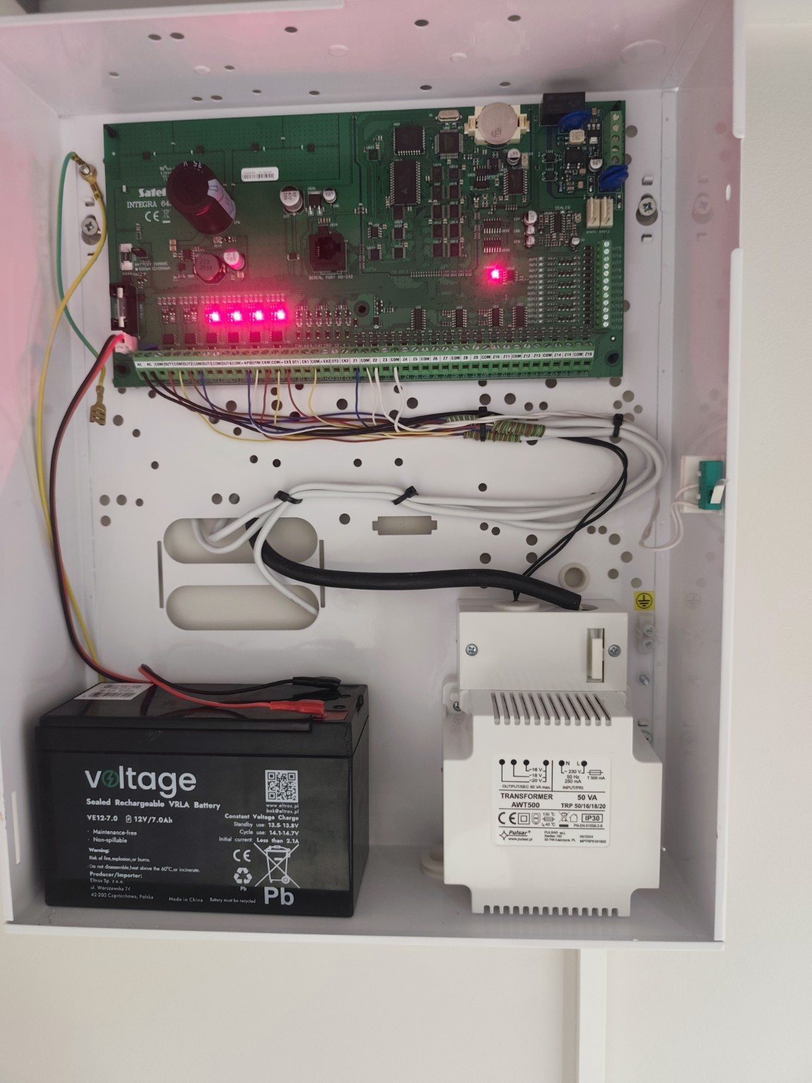 Centrala alarmowa SATEL Integra – realizacja CAMTIX